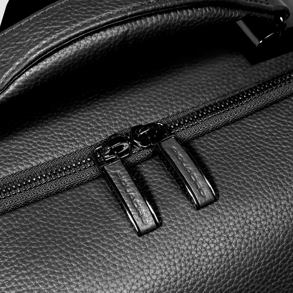 Piquadro - Zaino da Viaggio Porta Pc 14" Personalizzabile