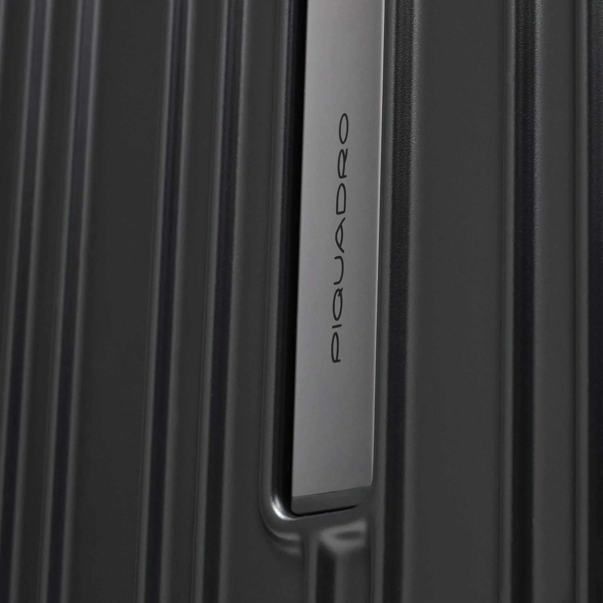 Piquadro - Valigia Piccola Rigida