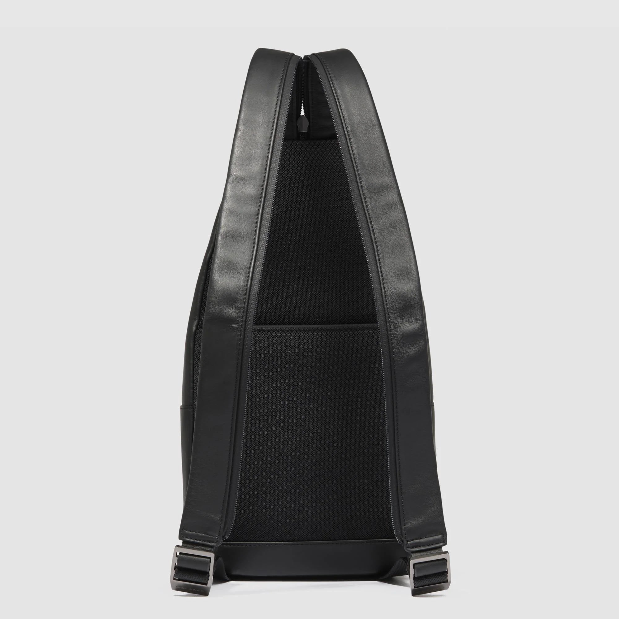 Piquadro - Zaino Monospalla Uomo in Pelle Porta Ipad